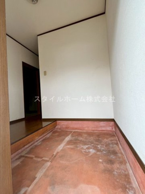 【居間・リビング】 | 中岩田３丁目貸家