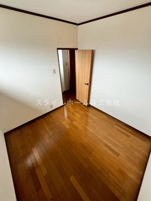 【居間・リビング】 | 中岩田３丁目貸家