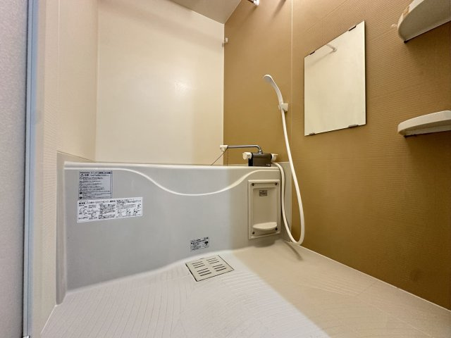 フジパレス清水丘Ⅴ番館の浴室
