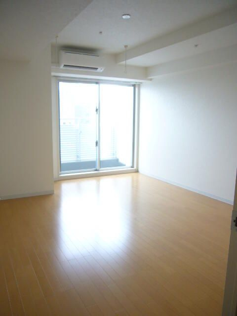 アクシス池袋の居間・リビング