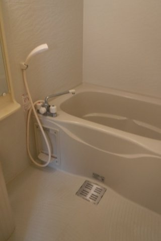 CherryHouseⅢ【チェリーハウススリー】の浴室|他のお部屋の参考写真となります。