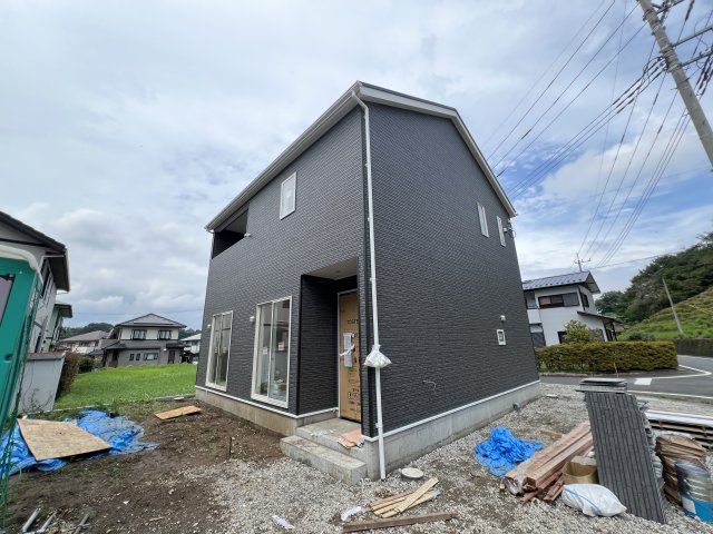 新築　高崎市吉井町神保第２　クレイドルガーデン　１号棟