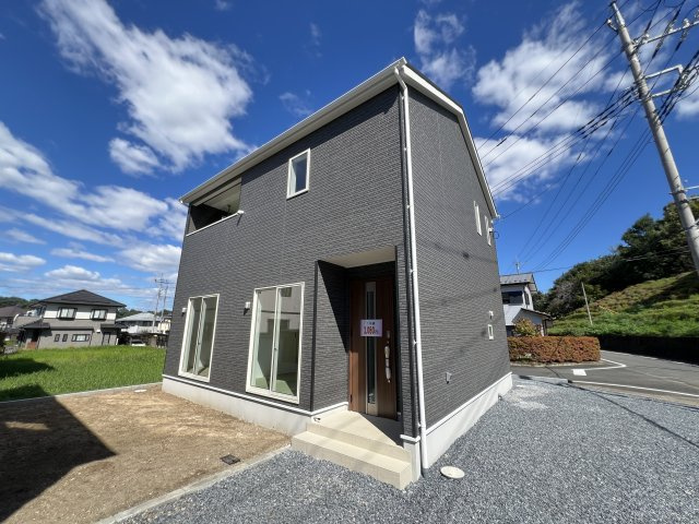 新築　高崎市吉井町神保第２　クレイドルガーデン　１号棟
