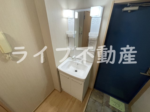 グリーンマンションの独立洗面台|独立洗面台、朝の身支度には欠かせません
