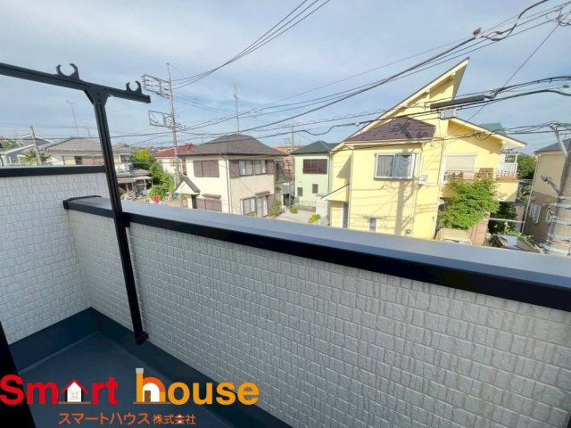 町田市小山町　新築6棟のバルコニー