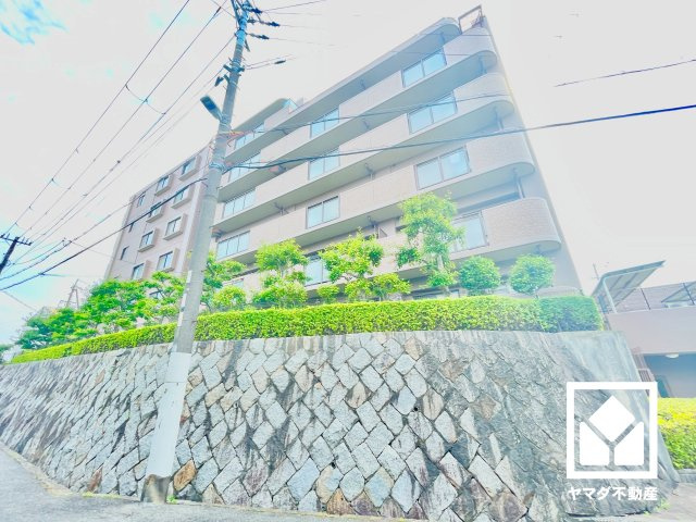 ベルーフ西宮山手の外観|阪急甲陽線「甲陽園」駅まで徒歩24分の立地。毎日の通勤・通学だけでなく、休日のお出かけまで利便性に優れています。
