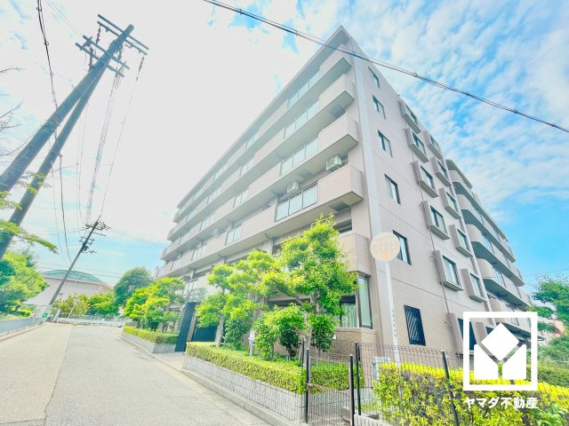 ベルーフ西宮山手の外観|全居室に収納がございますので、お部屋の広さを最大限に活用できます。