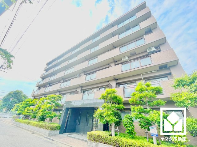 ベルーフ西宮山手の外観|そんな“暮らしの質”にこだわった一邸です。この住宅は、日々の暮らしをそっと支えてくれます。