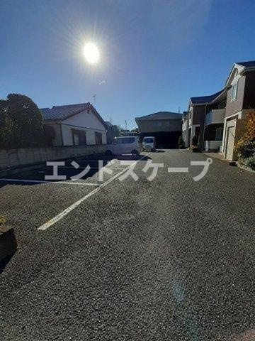 オークレジデンス・あきよしの駐車場|高崎、前橋のお部屋探しはエンドスケープまで！お客様の理想お聞かせ下さい♪