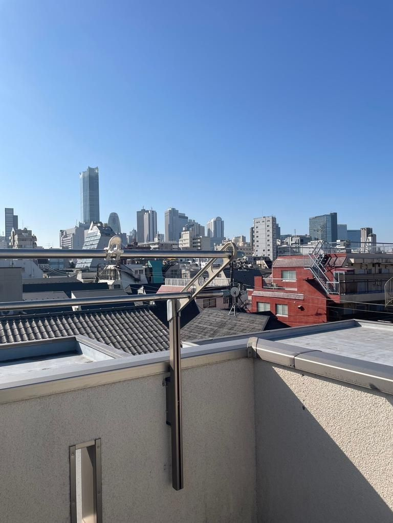 新宿区大久保2丁目  中古戸建の展望|現地写真

現地ご見学希望・資料請求などお気軽にお問い合わせ下さい！
03-5990-5201