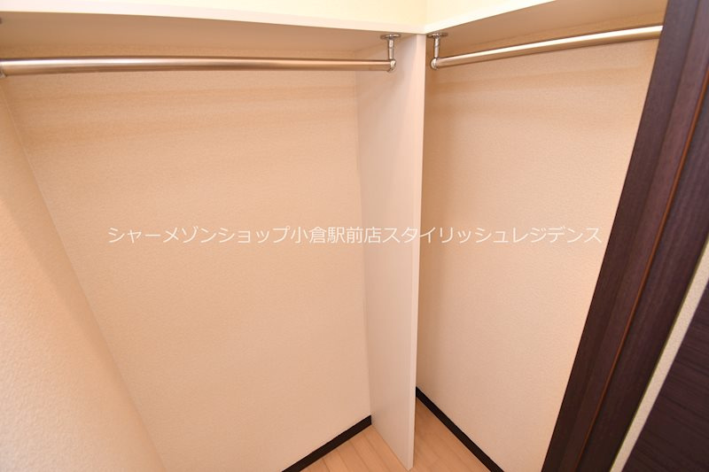 レオネクストアリエッタ桜橋の収納|ウォークインクローゼット