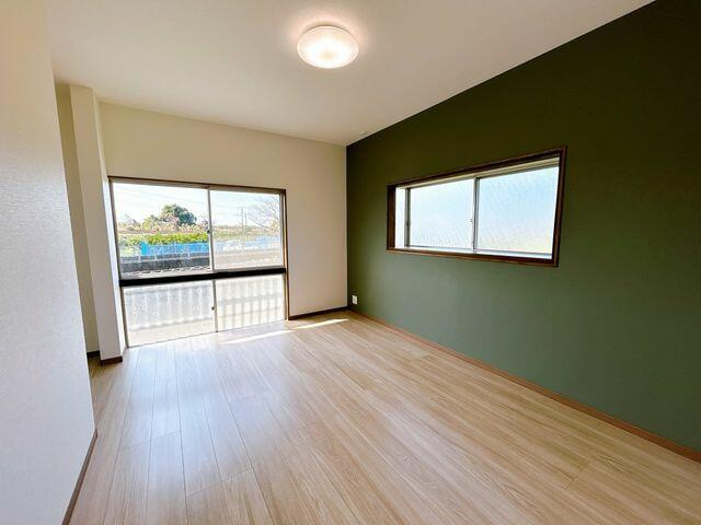 八代市古麓町の中古一戸建の洋室