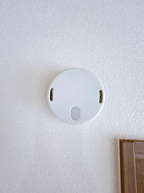 八代市古麓町の中古一戸建の設備|リビングと各部屋に火災警報器を設置