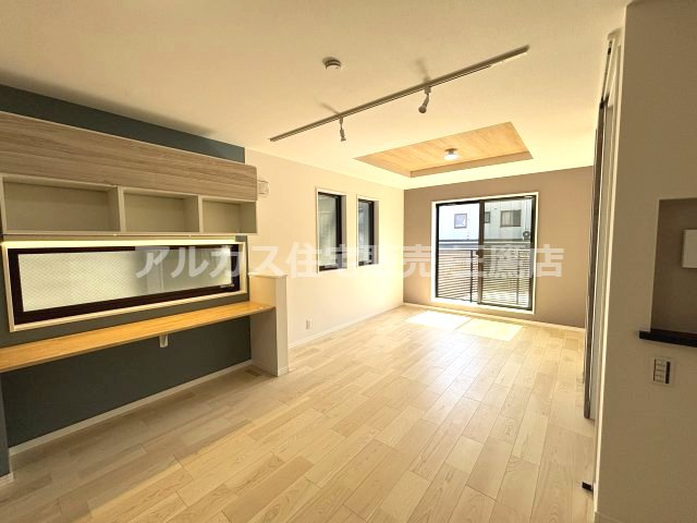 練馬区関町北4丁目 新築戸建て 西武新宿線「武蔵関」駅の居間・リビング