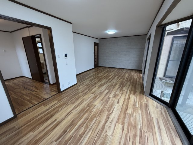 神戸市西区樫野台3丁目戸建の居間・リビング