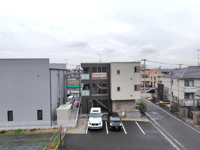 稲城市東長沼の賃貸マンションの展望