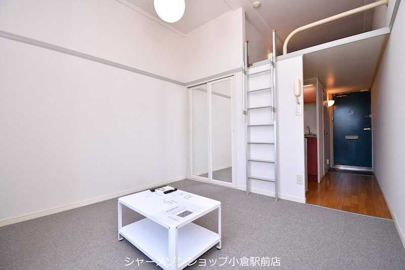 レオパレスサン今町の居間・リビング|※イメージ写真となるため、現況と異なる場合は現況を優先します