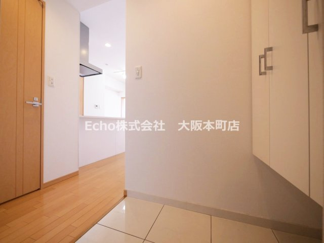 RIDGE北堀江の玄関
