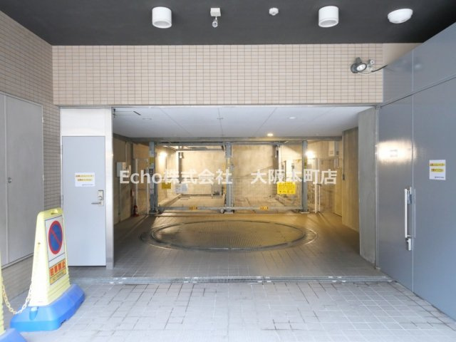RIDGE北堀江のエントランス