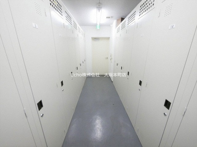 RIDGE北堀江の玄関