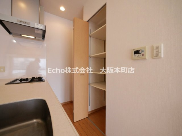 RIDGE北堀江のキッチン
