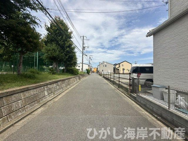 藤沢市辻堂6丁目　売地の前面道路含む現地写真|現地外観