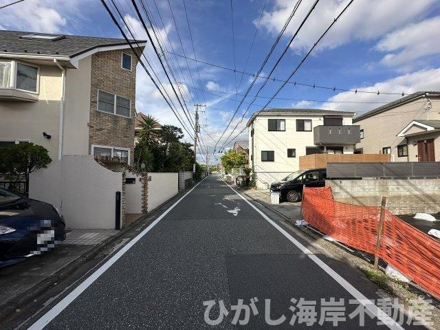 藤沢市鵠沼松が岡４丁目　売地の前面道路含む現地写真|現地外観