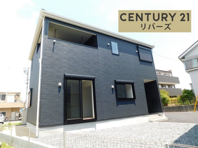 名古屋市港区春田野１丁目の新築一戸建の外観|☆最終１棟☆　　新価格！！いつでも見学出来ます♪（お問合せ当日、平日、水曜、夜間でもＯＫ）　敷地８１．４９坪！　駐車並列２台可！　防犯カメラやＥＶ車充電完備！　全室南向き！　公園横の自然豊かな住環境♪