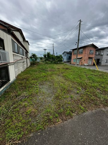 運動公園駅前の土地の外観
