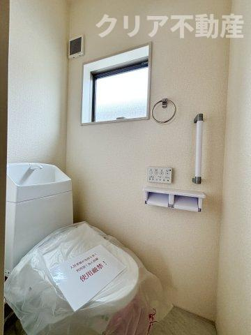 【トイレ】 | 高崎市新町第8　3号棟新築 寝室9帖♪