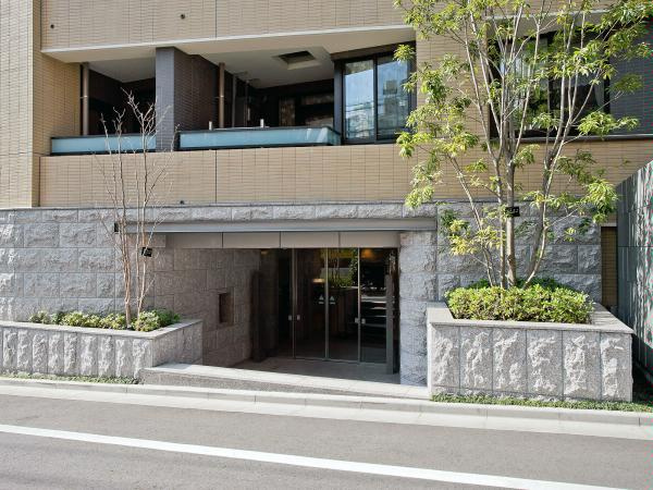 オークプレイス目黒行人坂のエントランス|オークプレイス目黒行人坂：山手線「目黒」駅徒歩５分！