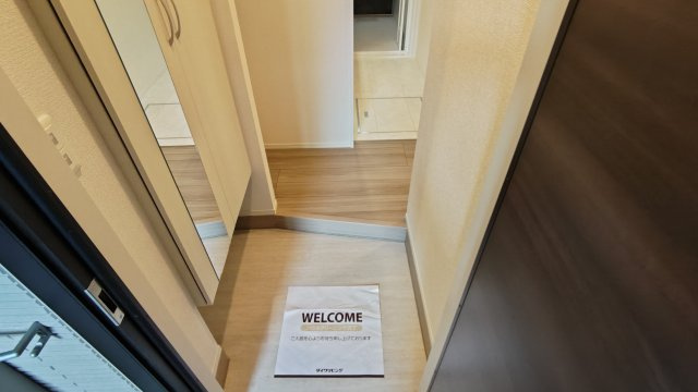 ムーンダスト美園の玄関|十分な収納スペースがあります