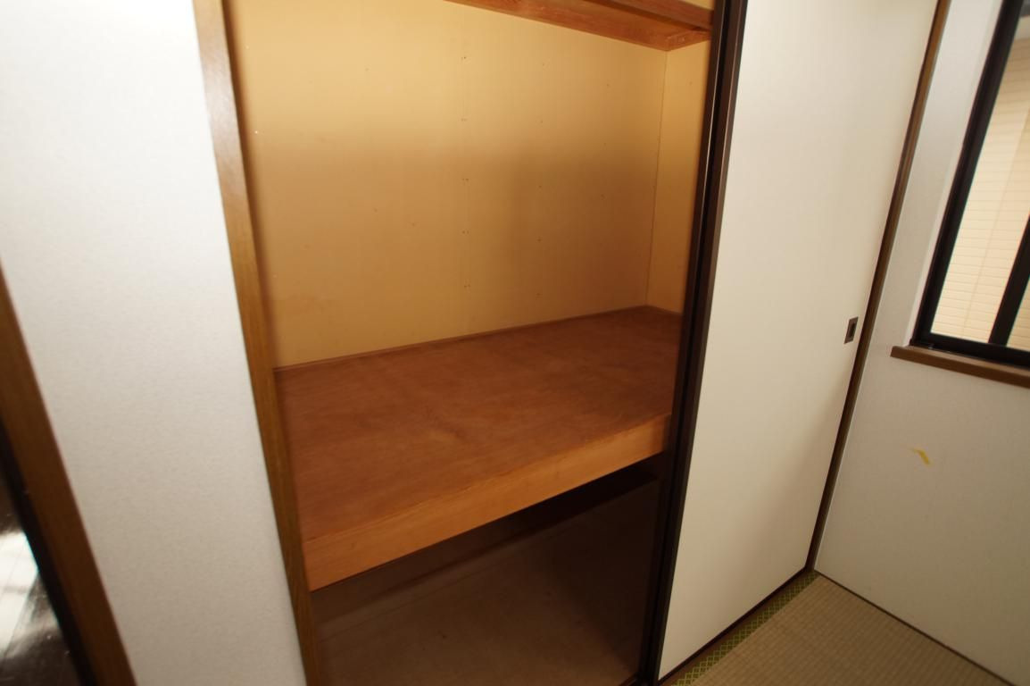 ビューステージ和白丘の玄関