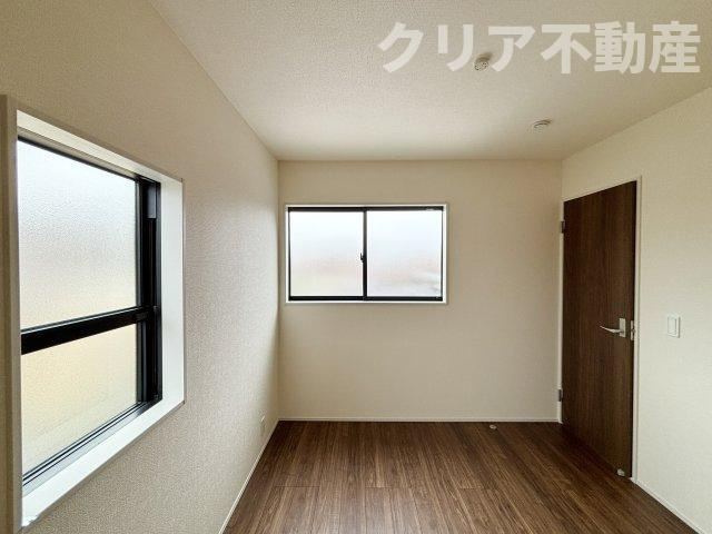 【洋室】 | 高崎市新町第8　5号棟新築 南道路角地♪