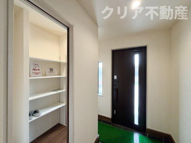 【玄関】 | 高崎市新町第8　5号棟新築 南道路角地♪