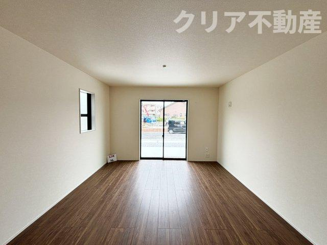 【居間・リビング】 | 高崎市新町第8　5号棟新築 南道路角地♪