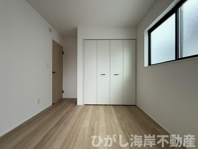 平塚市東中原２丁目　　新築戸建　　全２棟の寝室|5.2帖　洋室