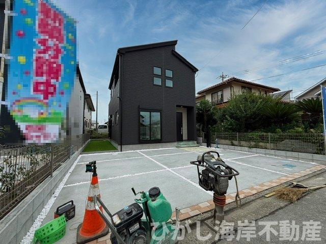 平塚市東中原２丁目　　新築戸建　　全２棟