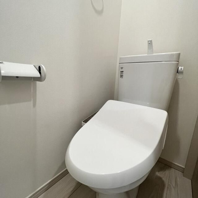 【トイレ】 | ＭＥＬＤＩＡ大宮北Ａ | ゆったりとした空間のトイレです