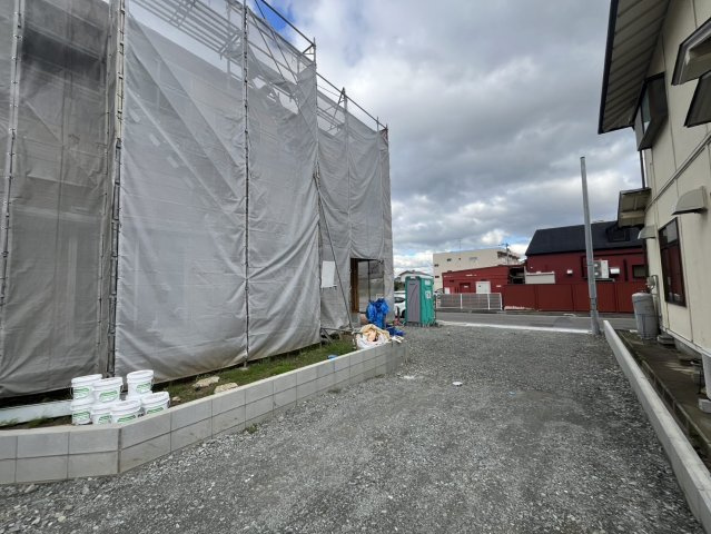 新築戸建・新築建売　郡山市堤第4　大成小・第一中の駐車場|駐車スペース2～3台可能です！（車種による）