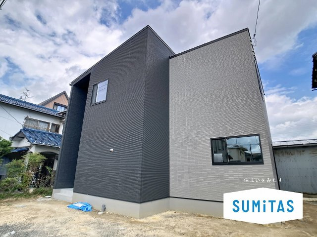 岡山市南区芳泉１丁目の新築一戸建