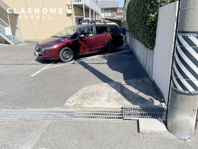 パレス　ツルミ　　刈谷市の賃貸ならクラスホーム刈谷店の駐車場