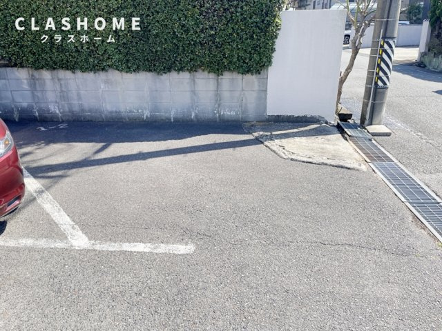 パレス　ツルミ　　刈谷市の賃貸ならクラスホーム刈谷店の駐車場