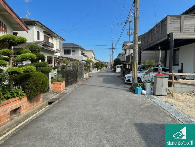 ★近江八幡市堀上町　第8期　新築一戸建ての前面道路含む現地写真|現在建築中！落ち着いた街並みで新生活を始めることが出来そう！周辺の物件も併せてご紹介させて頂きます！