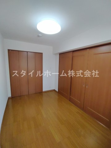フォレスト野田の洋室|別部屋写真です。