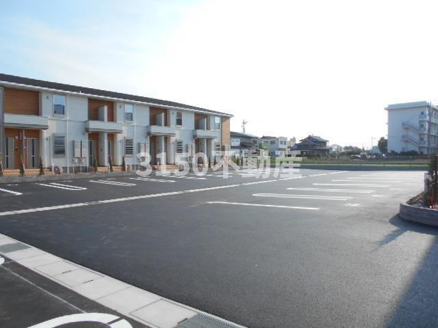 ロイヤルオアシスⅡの駐車場|駐車場です