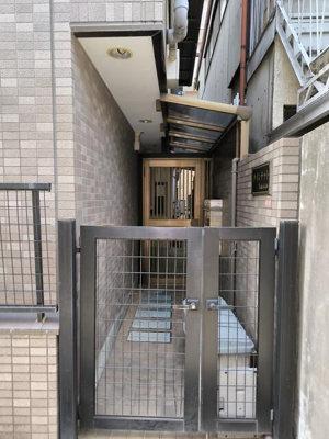 【エントランス】 | クインテットタケシタ