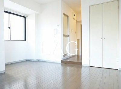 【居間・リビング】 | ラ・フェスタ白金 | 洋室のお部屋です。
