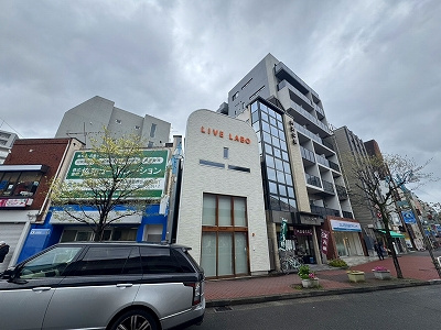 新丸子駅前一棟テナントの外観