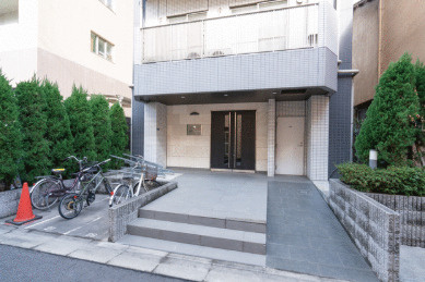 Rising place 錦糸町三番館のエントランス|ゆとりのあるエントランスです